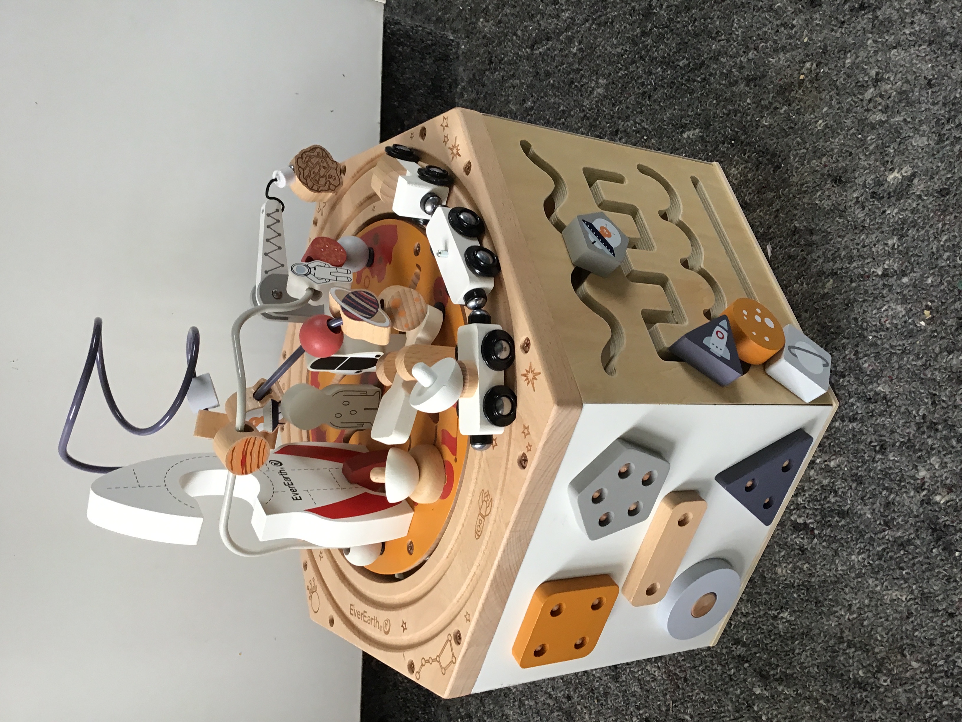 7 in 1 Space Activity Cube