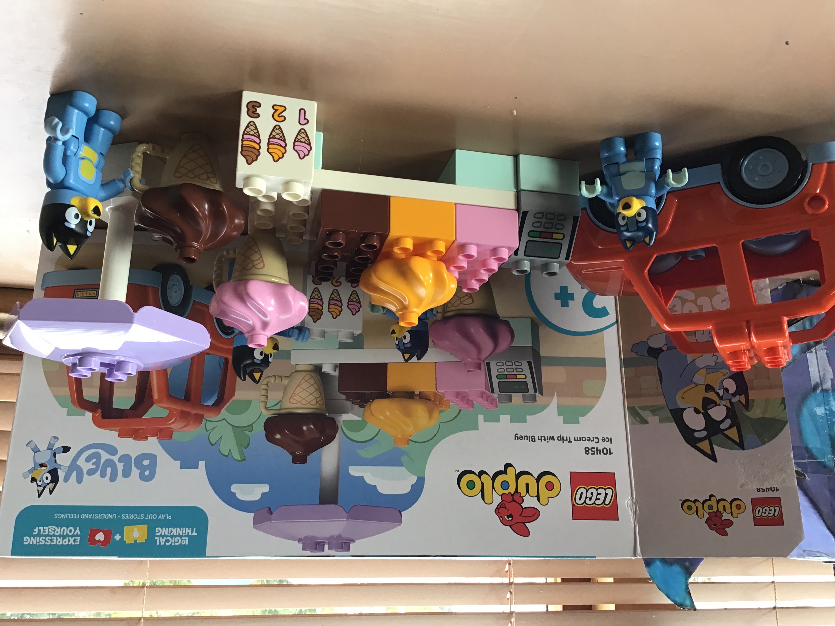 Duplo Ice Cream with Bluey
